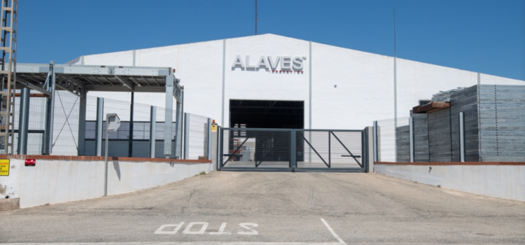 25/04/2025 | Alavés ‘salta’ a Alicante para ampliar su producción de estructuras con una nave de 20.000 metros 25/04/2025 | Alavés ‘salta’ a Alicante para ampliar su producción de estructuras con una nave de 20.000 metros